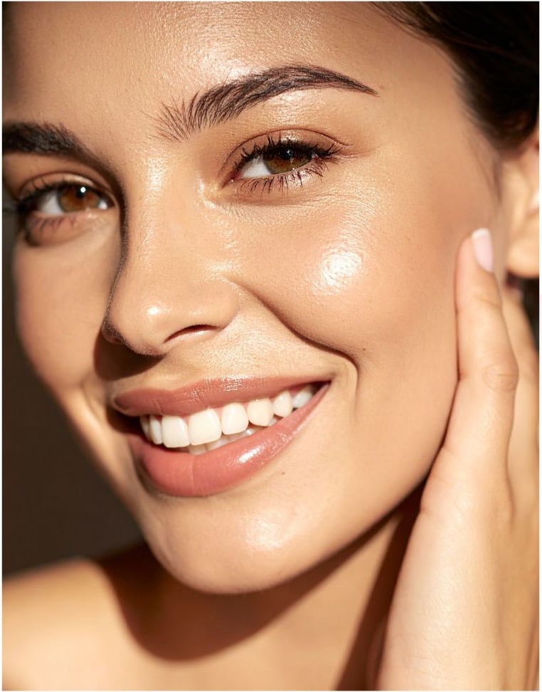 Portrait of a woman with clear, healthy skin